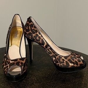 MICHAEL Michael Kors Leopard Print Peep Toe Heels
